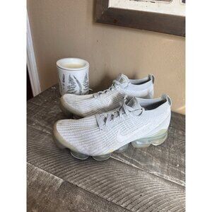 Nike Air VaporMax Flyknit 3 Sneakers - Women's Size 9.5 - Pure Platinum Gray